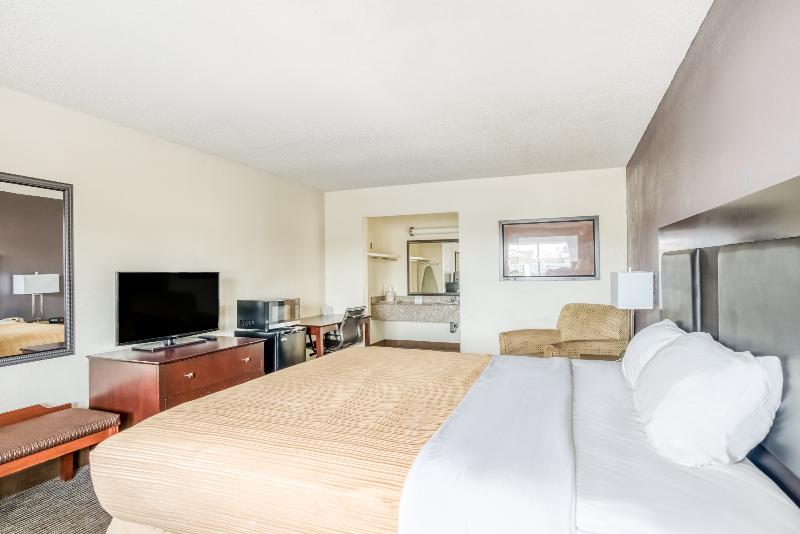 اتاق استاندارد با تخت بزرگ, Oyo Hotel Alexandria La Hwy 165