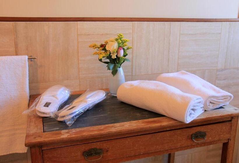 غرفة قياسية ثلاثية, & Ristorante Degli Angeli