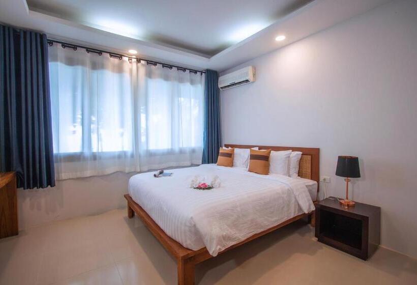 자쿠지 스위트, Adarin Beach Resort
