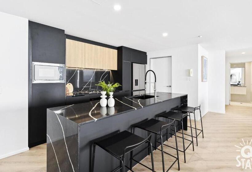 침실 4개 아파트, Circle On Cavill   Apartment Stay Private