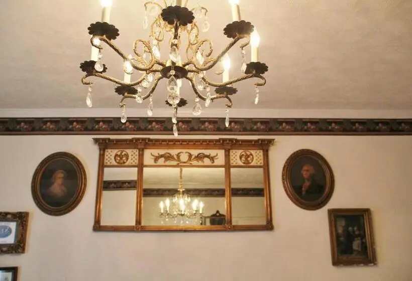 デラックスの４人部屋, Bluefield Inn, A Select Registry Propery