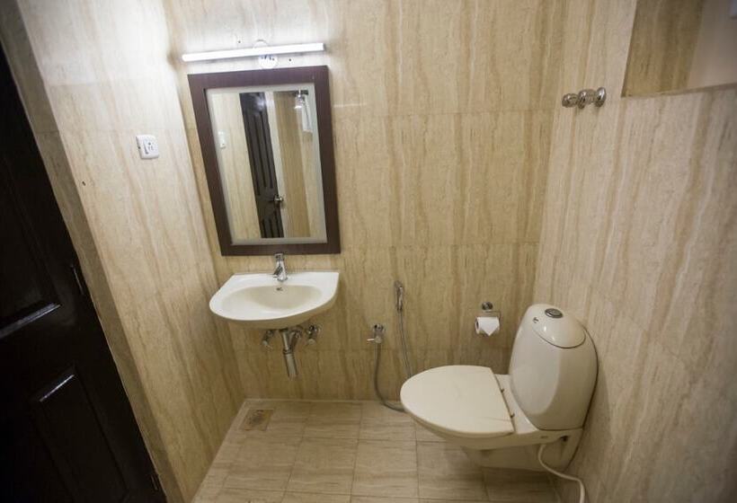 Camera Standard, Ashok Residency