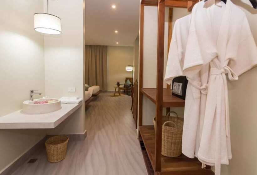 Premium Triple Room, Bayon Modern Residence
