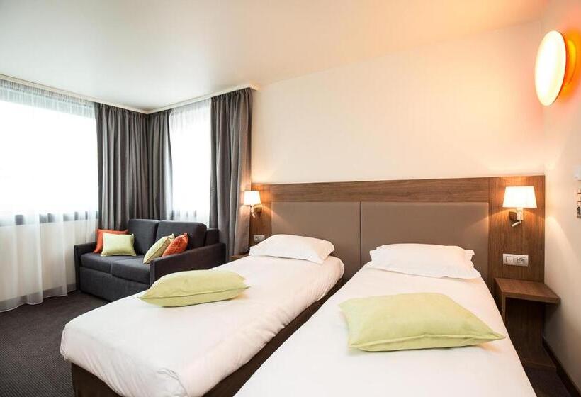 4인용 스탠다드 룸, Campanile  Metz Centre Gare