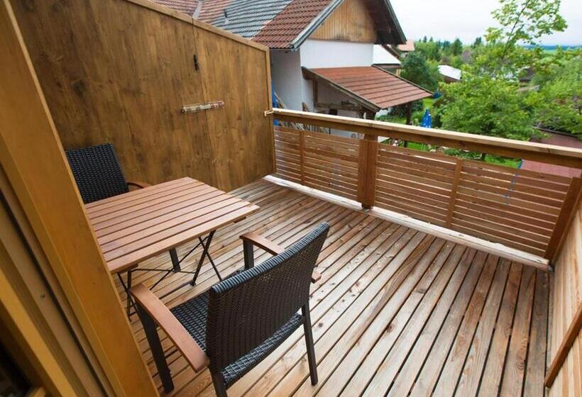 Номер Стандарт Трехместный, Landhotel Und Gasthof Kirchberger