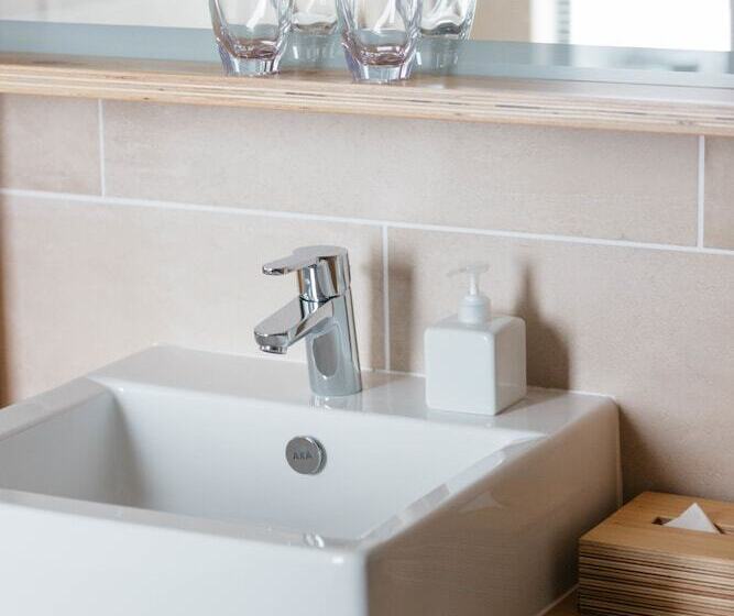 Номер Стандарт, Locus