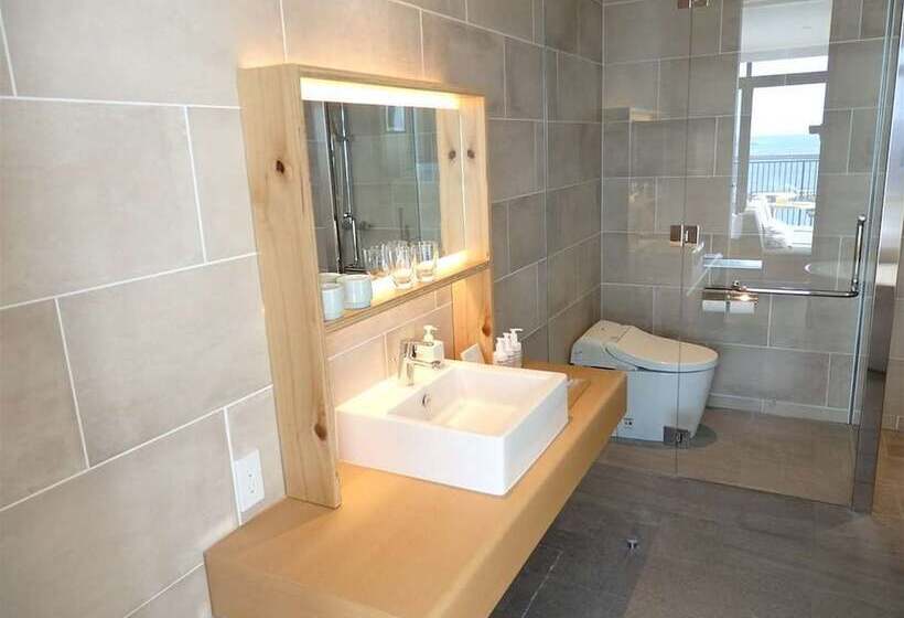 Номер Superior, Locus