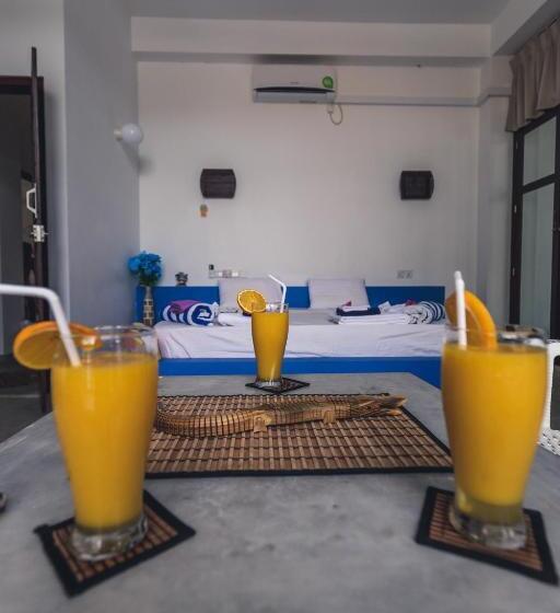 Люкс с Террасой, Nirvana Beach Boutique