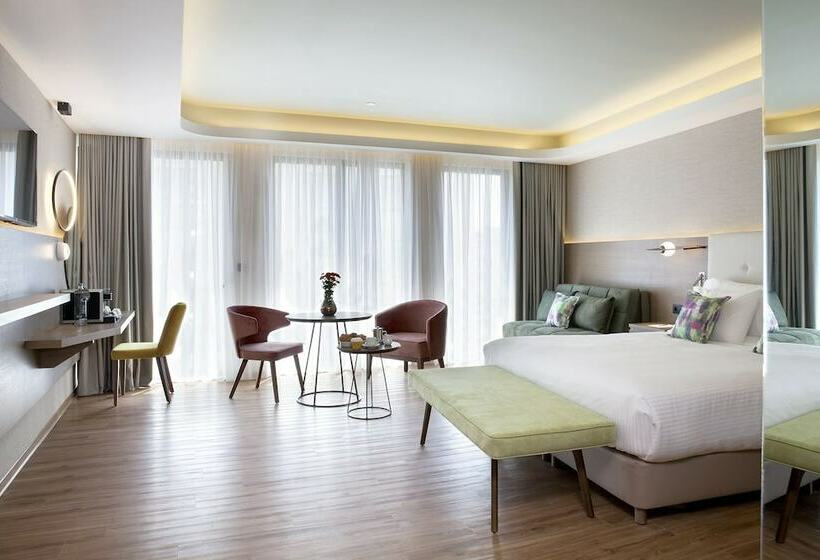 Президентский Люкс, Wyndham Athens Residence