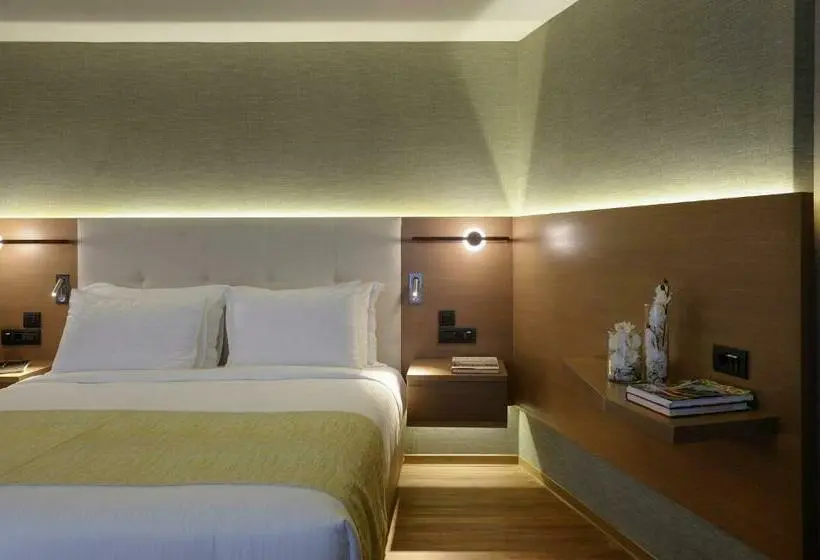 景色の見えるスーペリアルーム, Wyndham Athens Residence