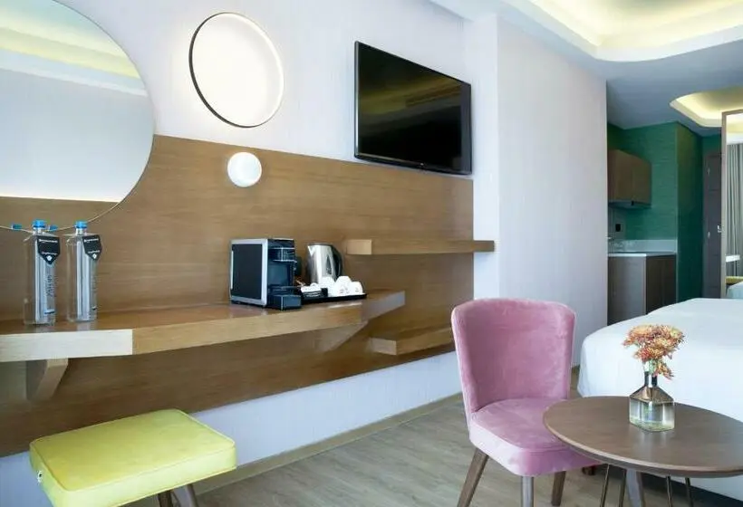 景色の見えるスーペリアルーム, Wyndham Athens Residence