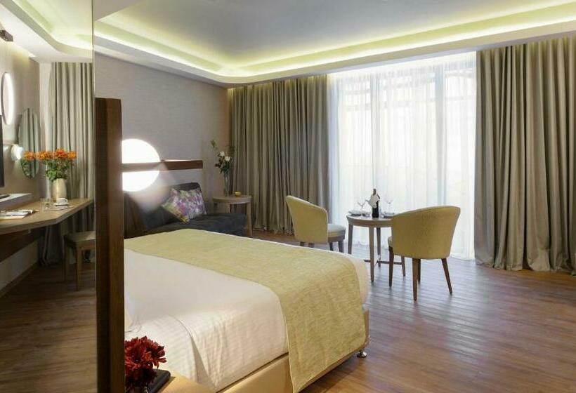 Президентский Люкс, Wyndham Athens Residence