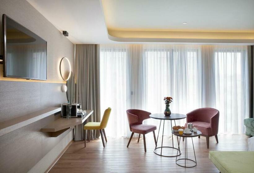 이그제큐티브 스위트, Wyndham Athens Residence