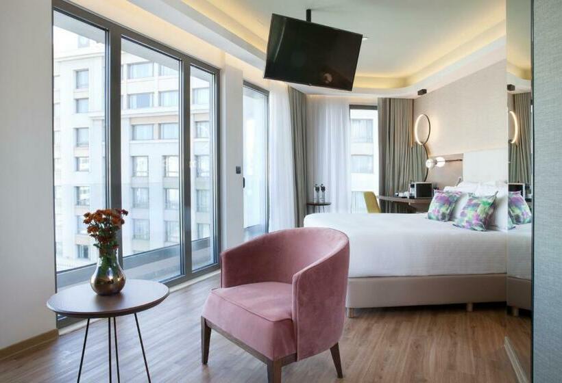 Полулюкс Вид на Город, Wyndham Athens Residence