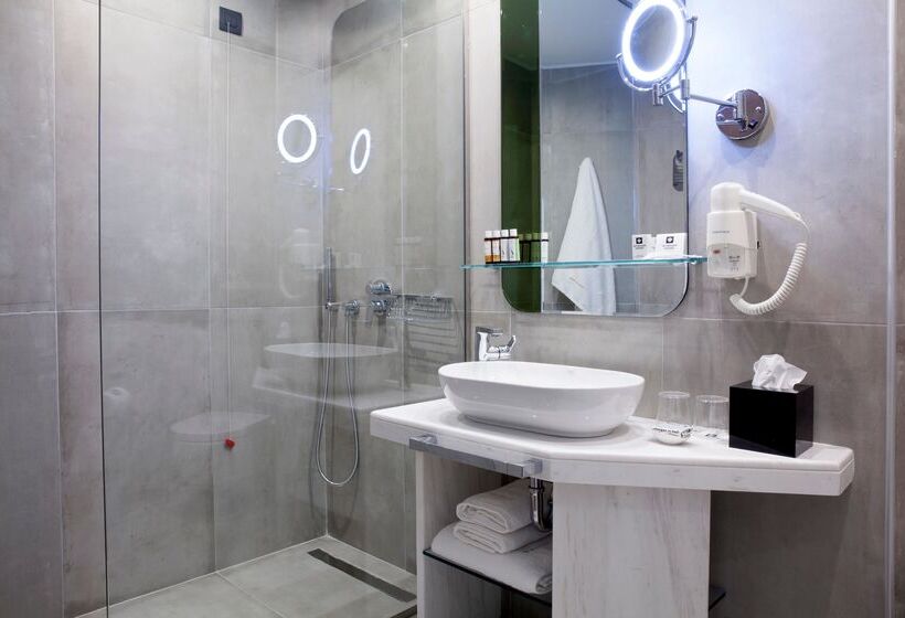 Полулюкс Вид на Город, Wyndham Athens Residence