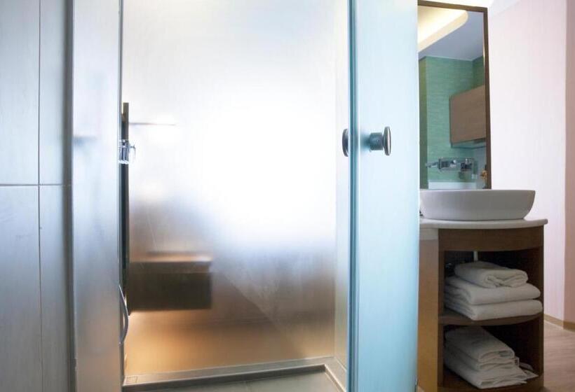 Номер Superior с Видом, Wyndham Athens Residence