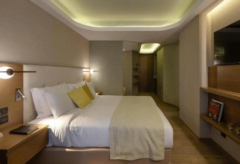 景色の見えるスーペリアルーム, Wyndham Athens Residence