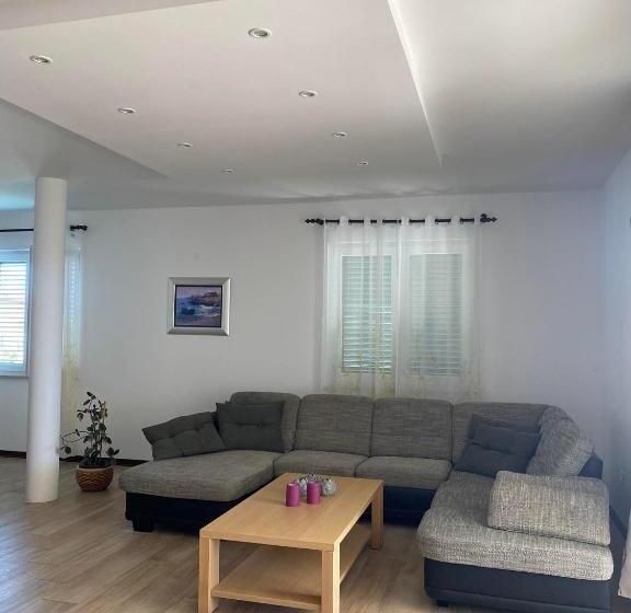 דירת חדר, B&b Villa Oasa 2