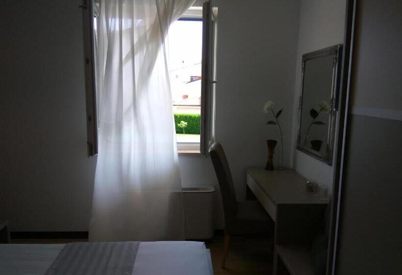 דירת חדר, B&b Villa Oasa 2