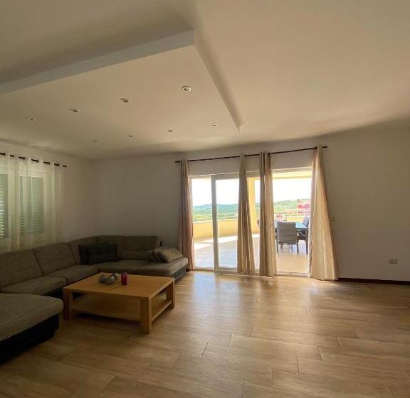 شقة غرفة واحدة, B&b Villa Oasa 2