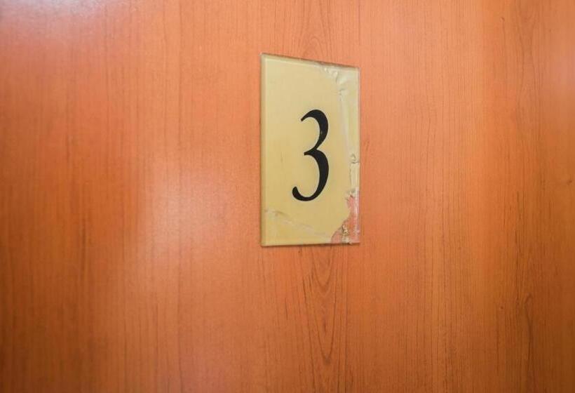 חדר סטנדרט לשלושה, Bed And Breakfast Helena