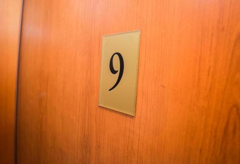 חדר סטנדרטי לשלושה עם נוף, Bed And Breakfast Helena