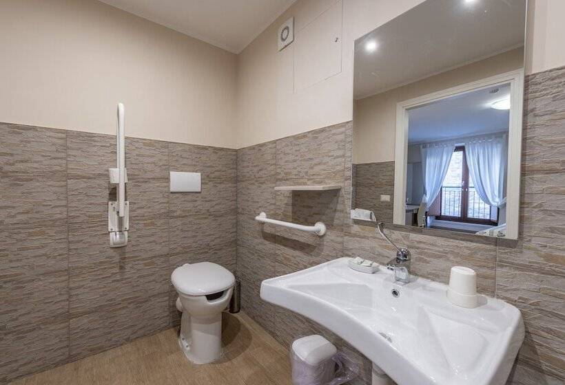 اتاق استاندارد برای معلولان, Flora