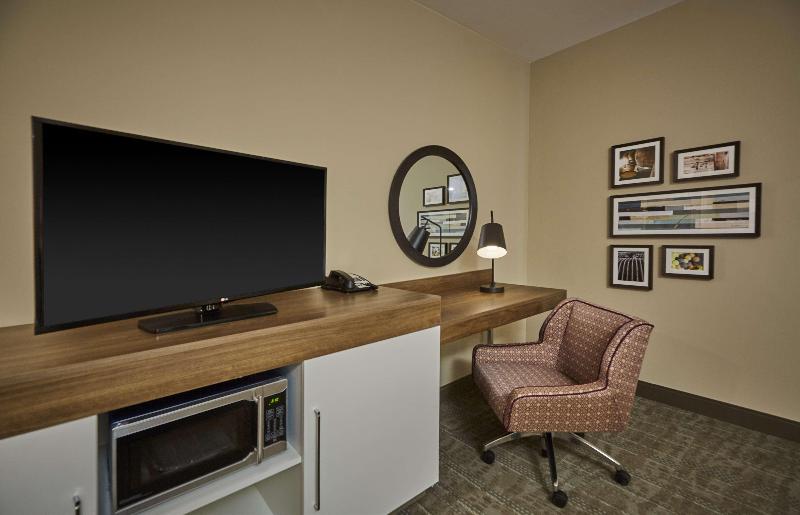 غرفة قياسية سرير كينج, Hampton Inn & Suites Roseburg