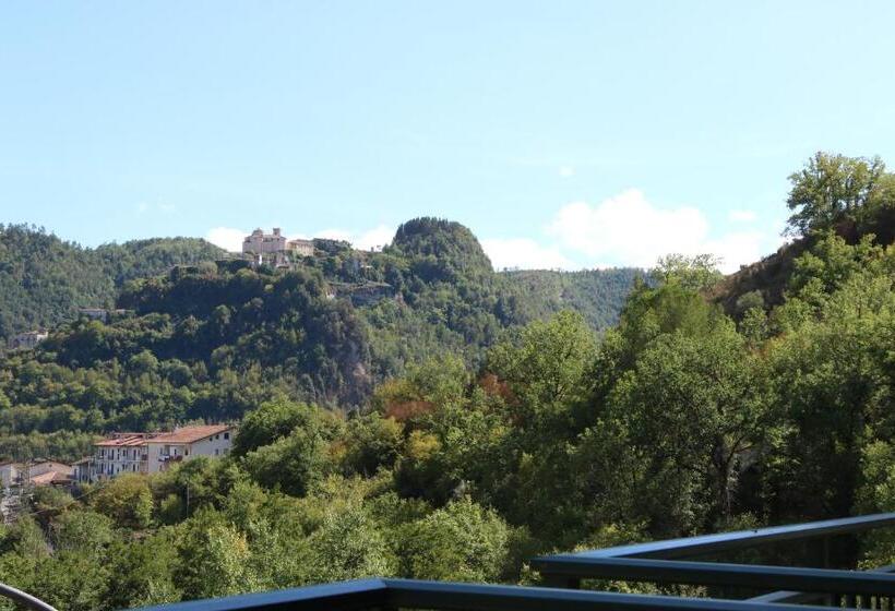 חדר סטנדרט לארבעה, Palia S