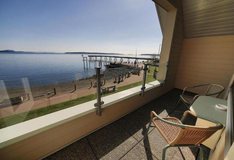 סוויטת דלוקס נוף לים, Sidney Waterfront Inn & Suites