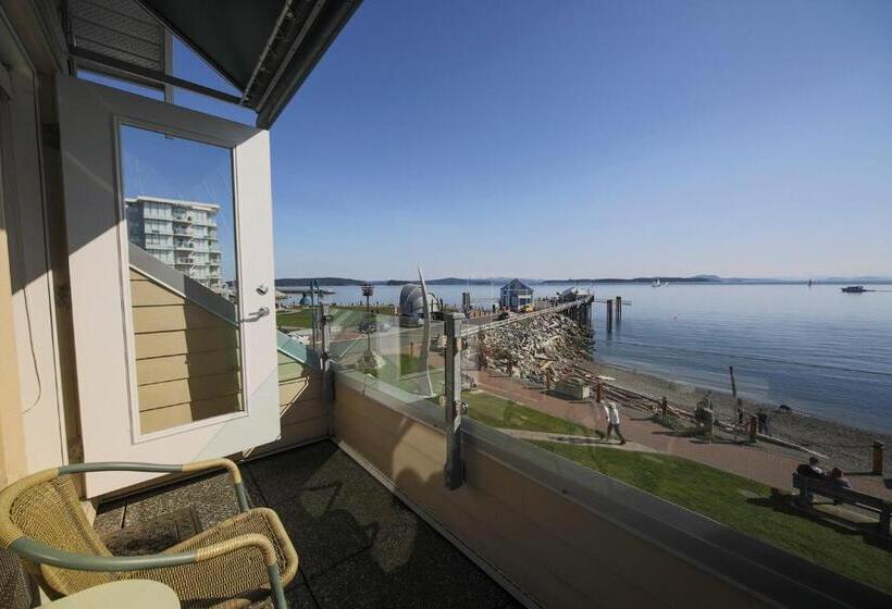 סוויטת דלוקס נוף לים, Sidney Waterfront Inn & Suites