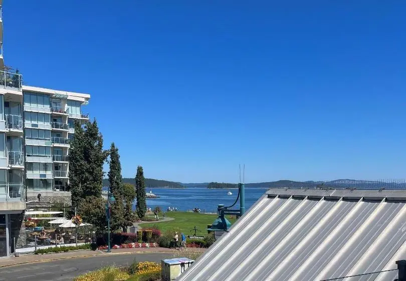 デラックススイート, Sidney Waterfront Inn & Suites