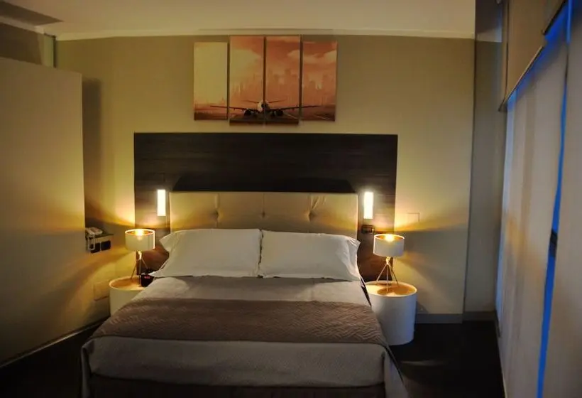 Deluxe Kolmen Hengen Huone, Star Hotel Airport Verona