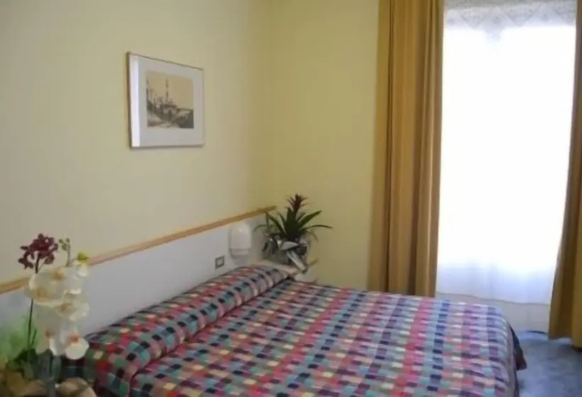 استودیوی استاندارد, Cav Approdo