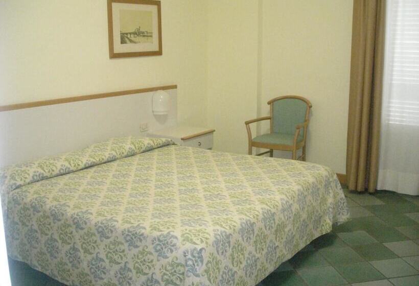 اتاق استاندارد, Cav Approdo