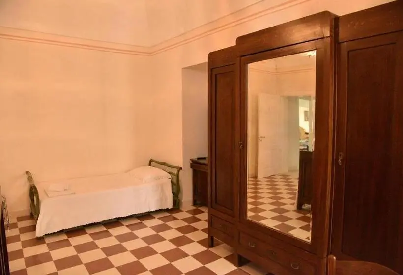 اتاق استاندارد سه نفره, B&b Antica Corte