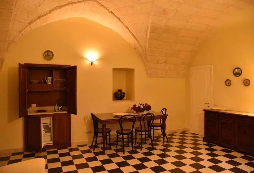 آپارتمان 1 خوابه, B&b Antica Corte