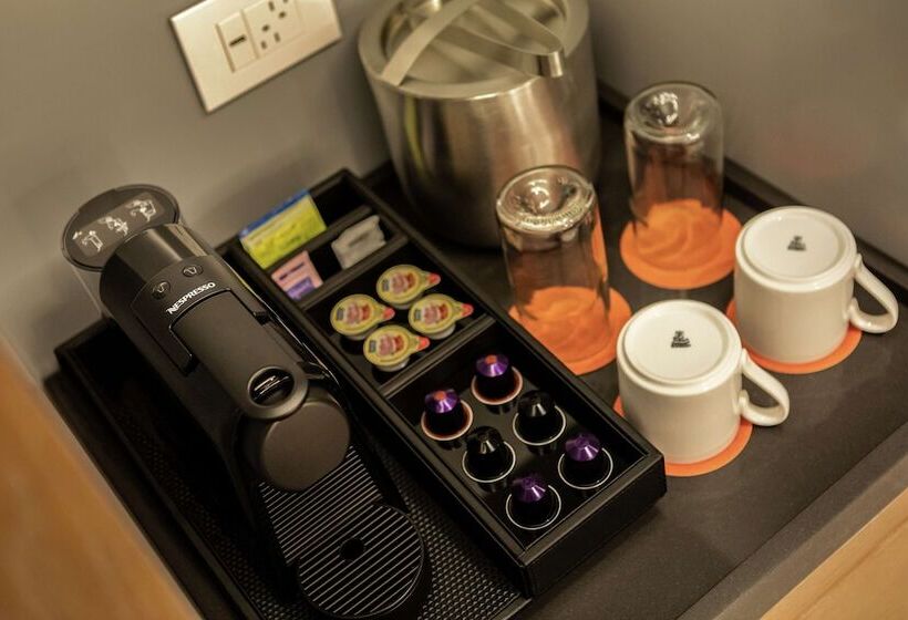 Номер Стандарт Двуспальная Кровать, Canopy By Hilton Dallas Uptown