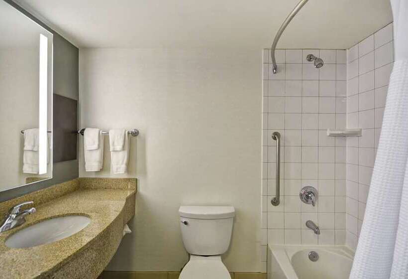 Стандартный Номер Кровать Кинг, Canopy By Hilton Dallas Uptown