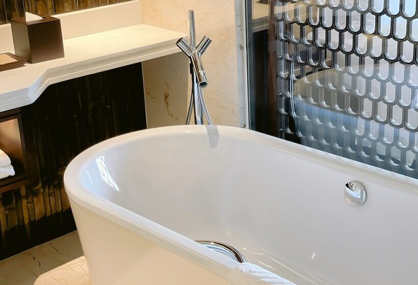 اتاق استاندارد با تخت دوبل, Hilton Da Nang