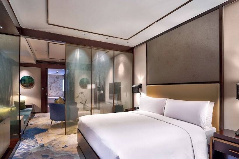 سوئیت ریاست جمهوری 2 خوابه, Hilton Da Nang
