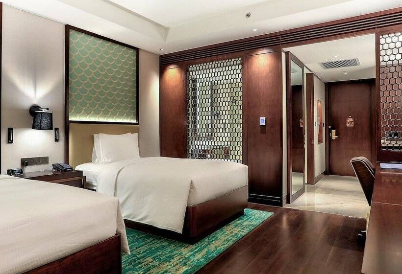 اتاق اجرایی با چشمانداز دریا, Hilton Da Nang
