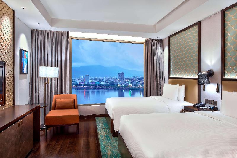 اتاق استاندارد با چشمانداز دریا, Hilton Da Nang