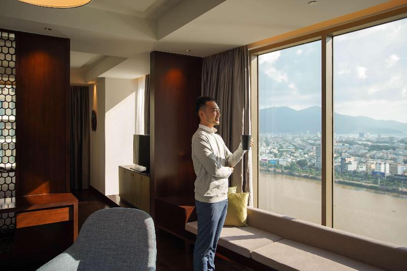 سوییت با چشم‌انداز دریا, Hilton Da Nang
