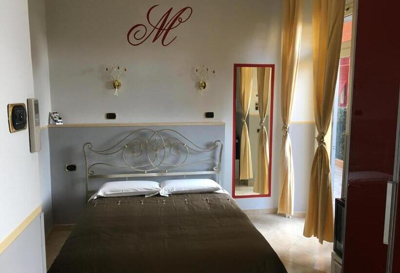 اتاق استاندارد سه نفره, Le Divine   Reception Via Xxv Aprile 5