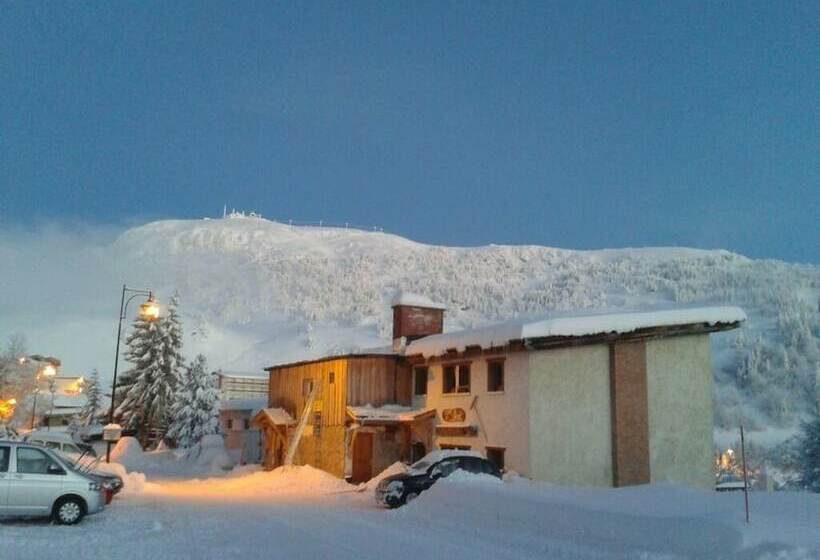 스탠다드 싱글 룸, Etape Du Fanfoué