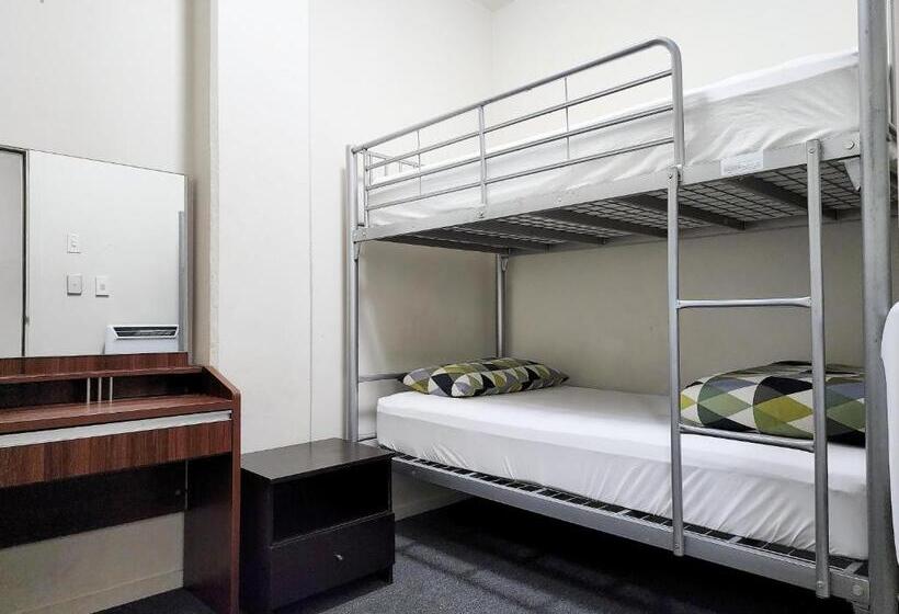 スタンダードルーム、2段ベッド共用バスルーム, Newton Lodge Auckland