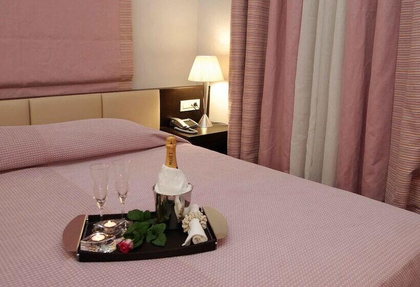 스탠다드 트리플 룸, Palladion Boutique