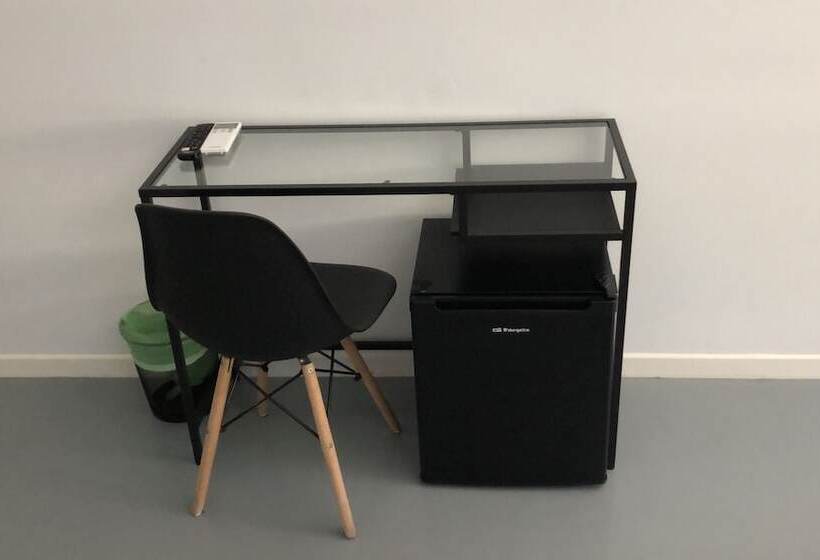 اتاق استاندارد یک نفره, Solroom