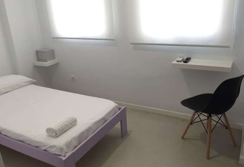 اتاق استاندارد یک نفره, Solroom